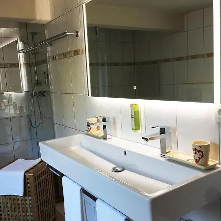 Maison De La Sauer - | D'hotes | Guest house Munchhausen